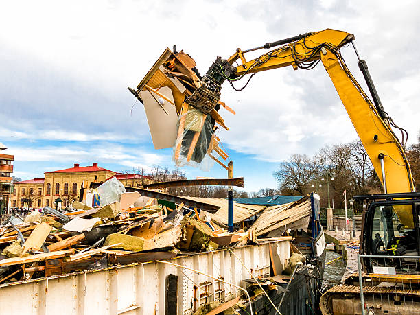 Best Yard Waste Removal  in Geneva, NY